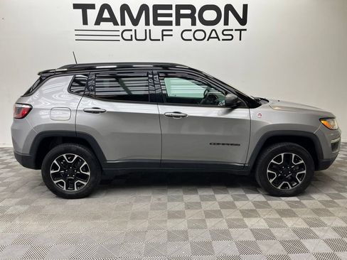 Used 2020 Jeep Compass Trailhawk AWD/4WD image 4