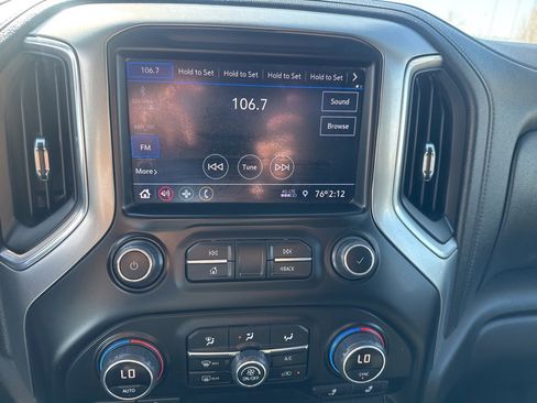 Used 2023 Chevrolet Silverado 2500 LT image 11