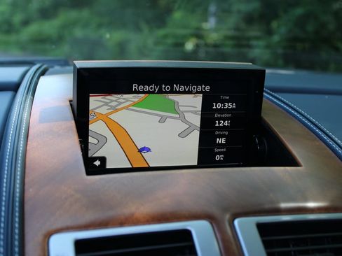 Used 2014 Aston Martin DB9 Volante RWD image 16