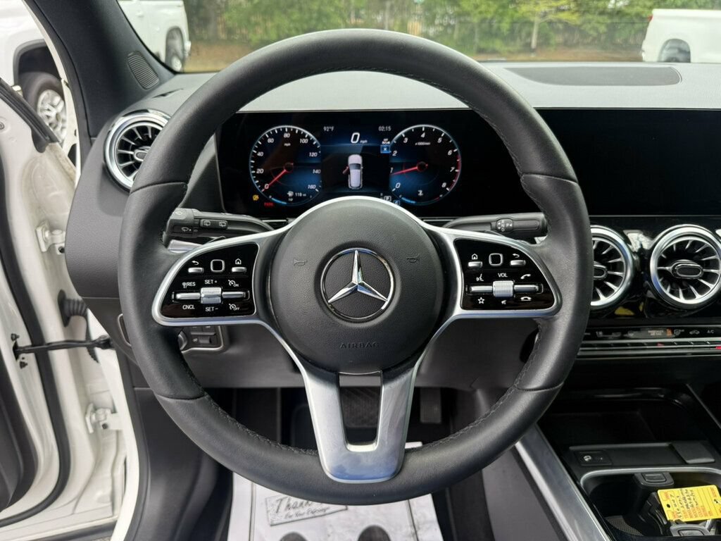 Used 2023 Mercedes-Benz GLA 250 w/ Premium Package image 5