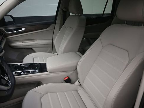 New 2026 Volkswagen Atlas SEL image 19