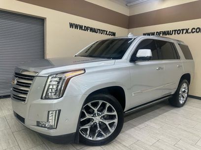 Used 2017 Cadillac Escalade Platinum
