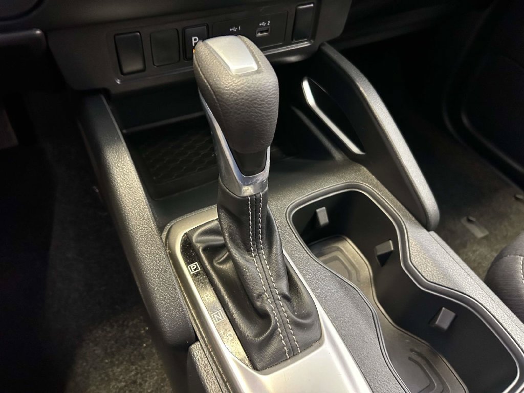 Used 2026 Nissan Frontier SV RWD image 19