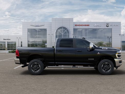 New 2025 RAM 2500 Laramie image 41