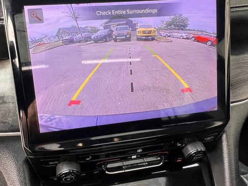 Used 2024 Jeep Grand Cherokee L Limited image 15