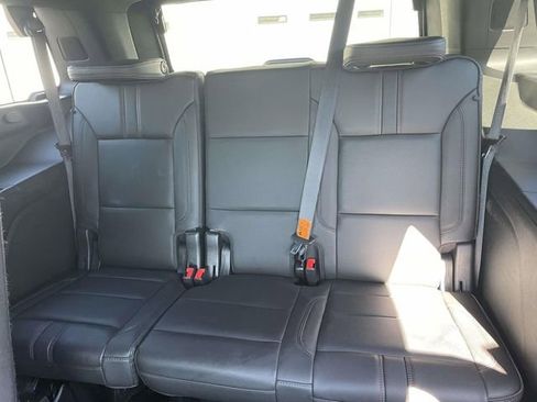 Used 2022 Chevrolet Tahoe RST AWD/4WD image 19