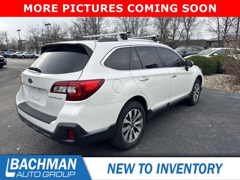 Used 2019 Subaru Outback 2.5i Touring w/ Popular Package #3A image 3