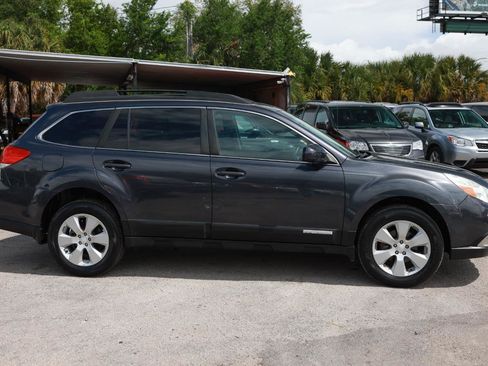 Used 2010 Subaru Outback 2.5i Premium AWD/4WD image 13