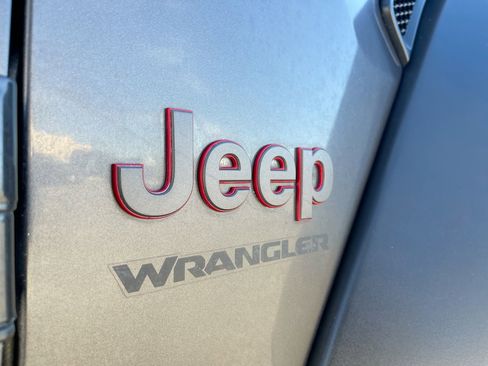 Used 2020 Jeep Wrangler Rubicon image 13