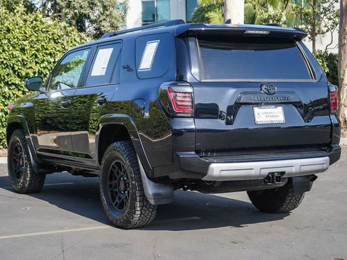 Used 2024 Toyota 4Runner TRD Off-Road Premium w/ Moonroof Package AWD/4WD image 4