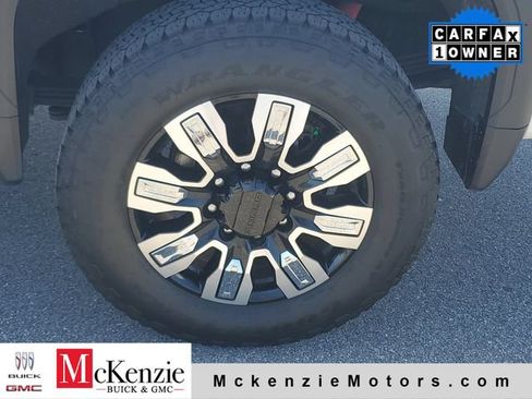 Used 2024 GMC Sierra 2500 Denali w/ Denali Reserve Package AWD/4WD image 33