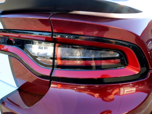 Used 2020 Dodge Charger SXT w/ Blacktop Package image 8