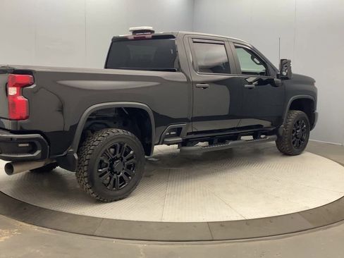 Used 2024 Chevrolet Silverado 2500 Custom w/ Custom Value Package AWD/4WD image 5