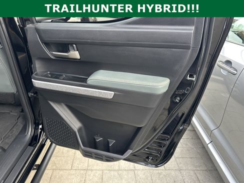 Used 2025 Toyota Tacoma 4x4 Double Cab Hybrid image 13
