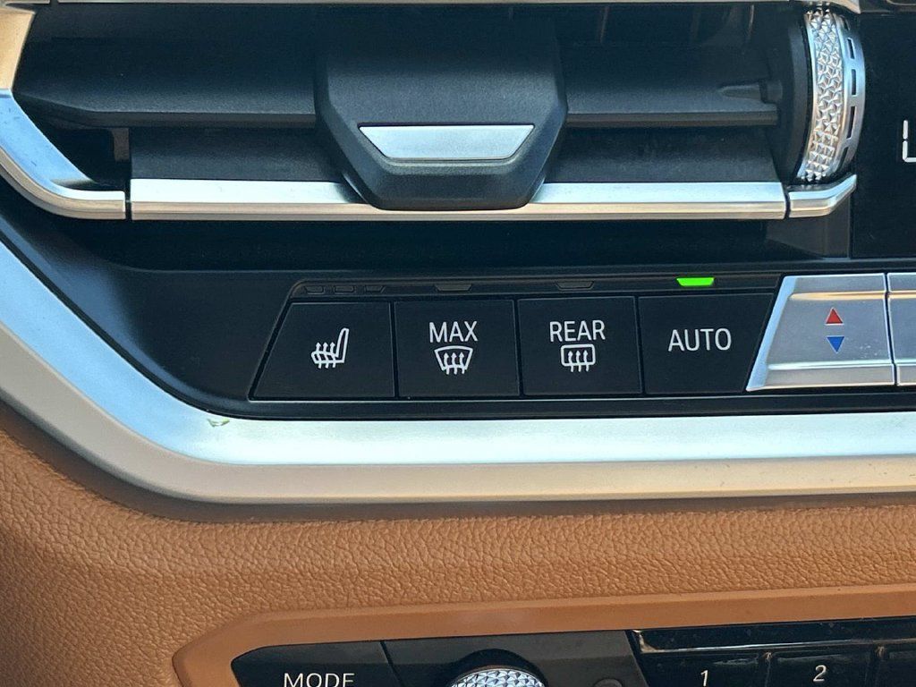 Used 2019 BMW 330i xDrive Sedan w/ Premium Package AWD/4WD image 35