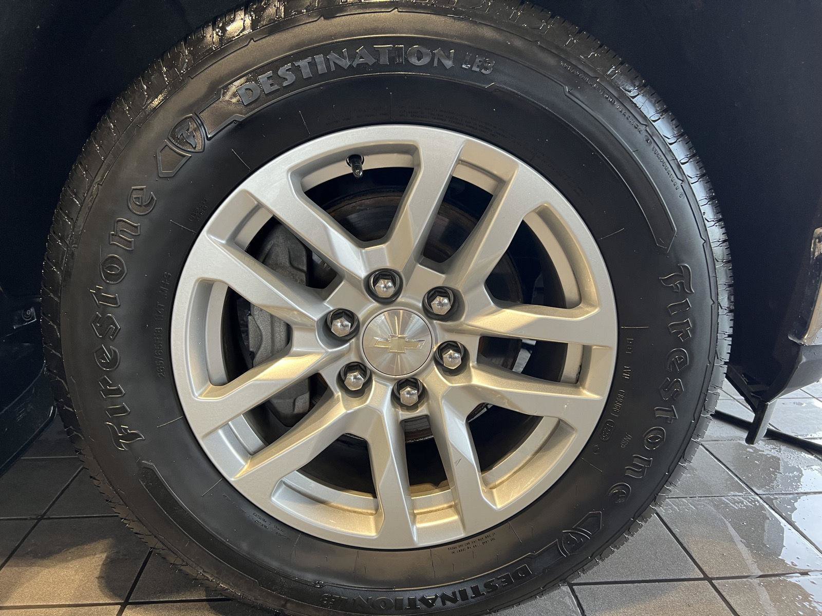 Used 2021 Chevrolet Silverado 1500 LT AWD/4WD image 12