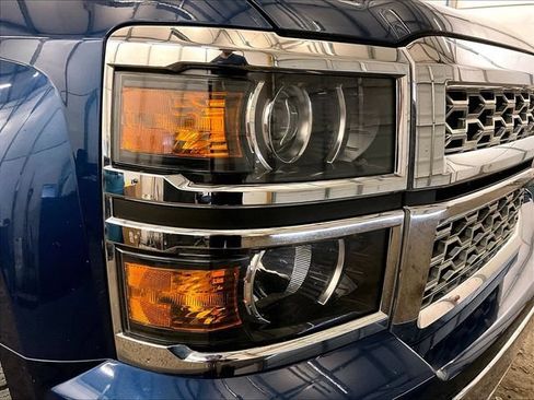 Used 2015 Chevrolet Silverado 1500 LTZ AWD/4WD image 28