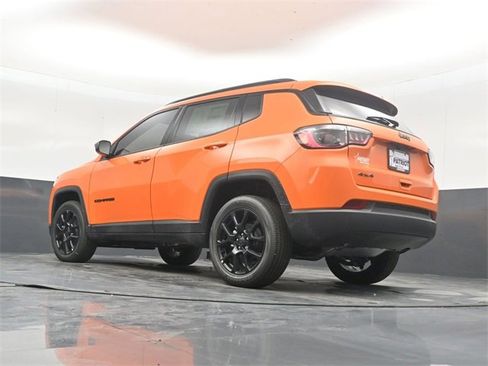 New 2026 Jeep Compass Latitude image 40