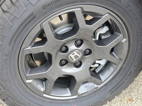 New 2025 Honda Pilot TrailSport image 12