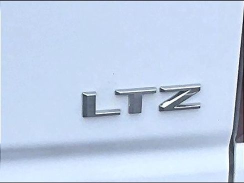 Used 2023 Chevrolet Silverado 1500 LTZ image 29