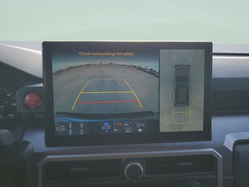 Used 2025 Toyota 4Runner TRD Off-Road Premium image 18