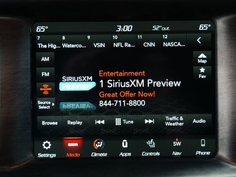 Used 2018 Dodge Charger R/T image 26