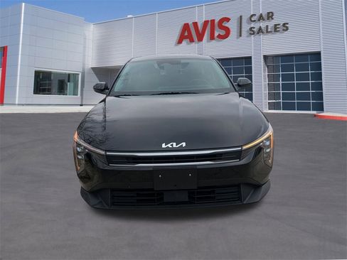 Used 2025 Kia K4 LXS image 2