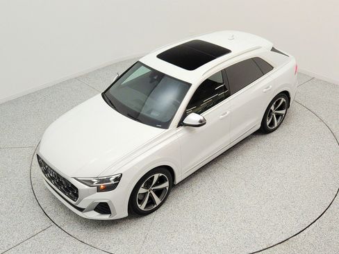 Used 2024 Audi SQ8 Prestige AWD/4WD image 22