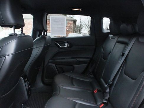 Used 2025 Jeep Compass Trailhawk w/ Trailhawk Elite Group image 33