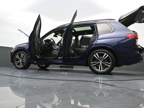 Used 2022 BMW X7 xDrive40i w/ M Sport Package image 43