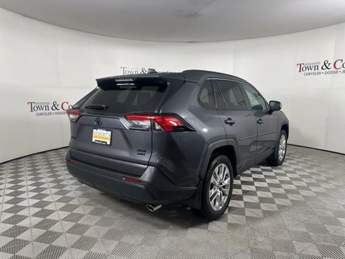 Used 2024 Toyota RAV4 XLE Premium image 7