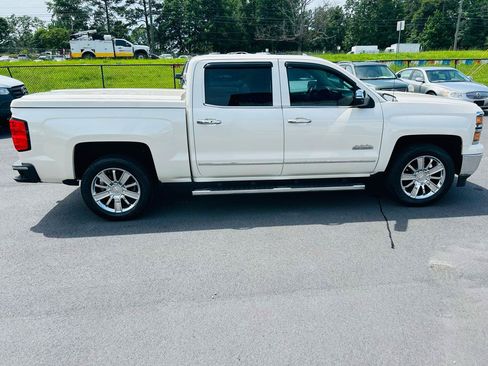 Used 2015 Chevrolet Silverado 1500 High Country w/ High Country Premium Package RWD image 6