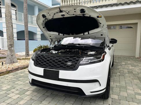 Used 2019 Land Rover Range Rover Velar S AWD/4WD image 50