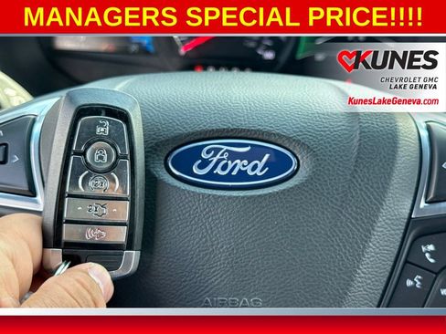 Used 2019 Ford Edge ST w/ Equipment Group 401A AWD/4WD image 40
