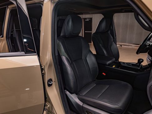 Used 2024 Lexus GX 550 AWD/4WD image 28