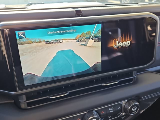 New 2026 Jeep Gladiator Rubicon w/ Steel Power Dome Hood Package AWD/4WD image 14
