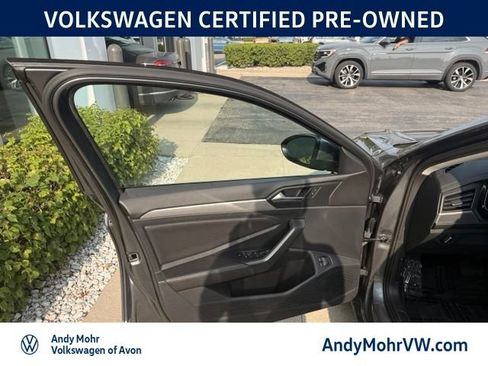 Used 2024 Volkswagen Jetta S FWD image 13