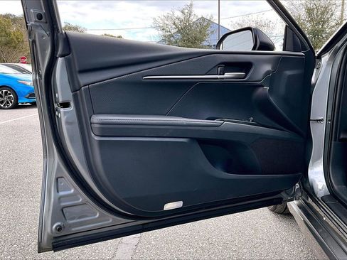 Used 2025 Toyota Camry XSE w/ Premium Plus Package image 17