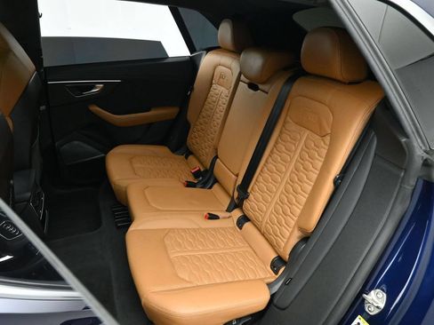 Used 2022 Audi RS Q8 w/ Luxury Package AWD/4WD image 19