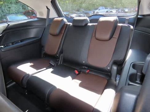 New 2026 Honda Odyssey Elite image 15