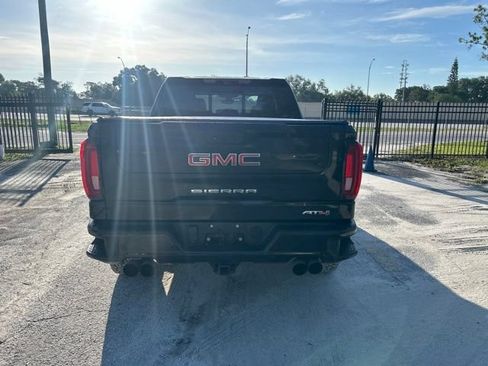 Used 2021 GMC Sierra 1500 AT4 w/ AT4 Value Package AWD/4WD image 17