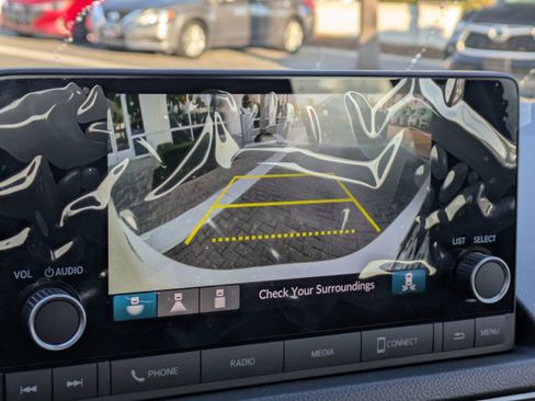 Certified 2025 Honda Civic Sport image 29