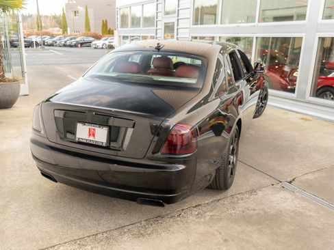 Used 2016 Rolls-Royce Ghost image 6