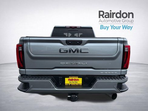 Used 2024 GMC Sierra 3500 Denali Ultimate image 8