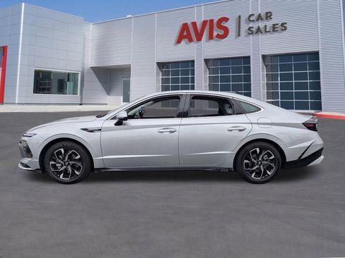 Used 2025 Hyundai Sonata SEL FWD image 10