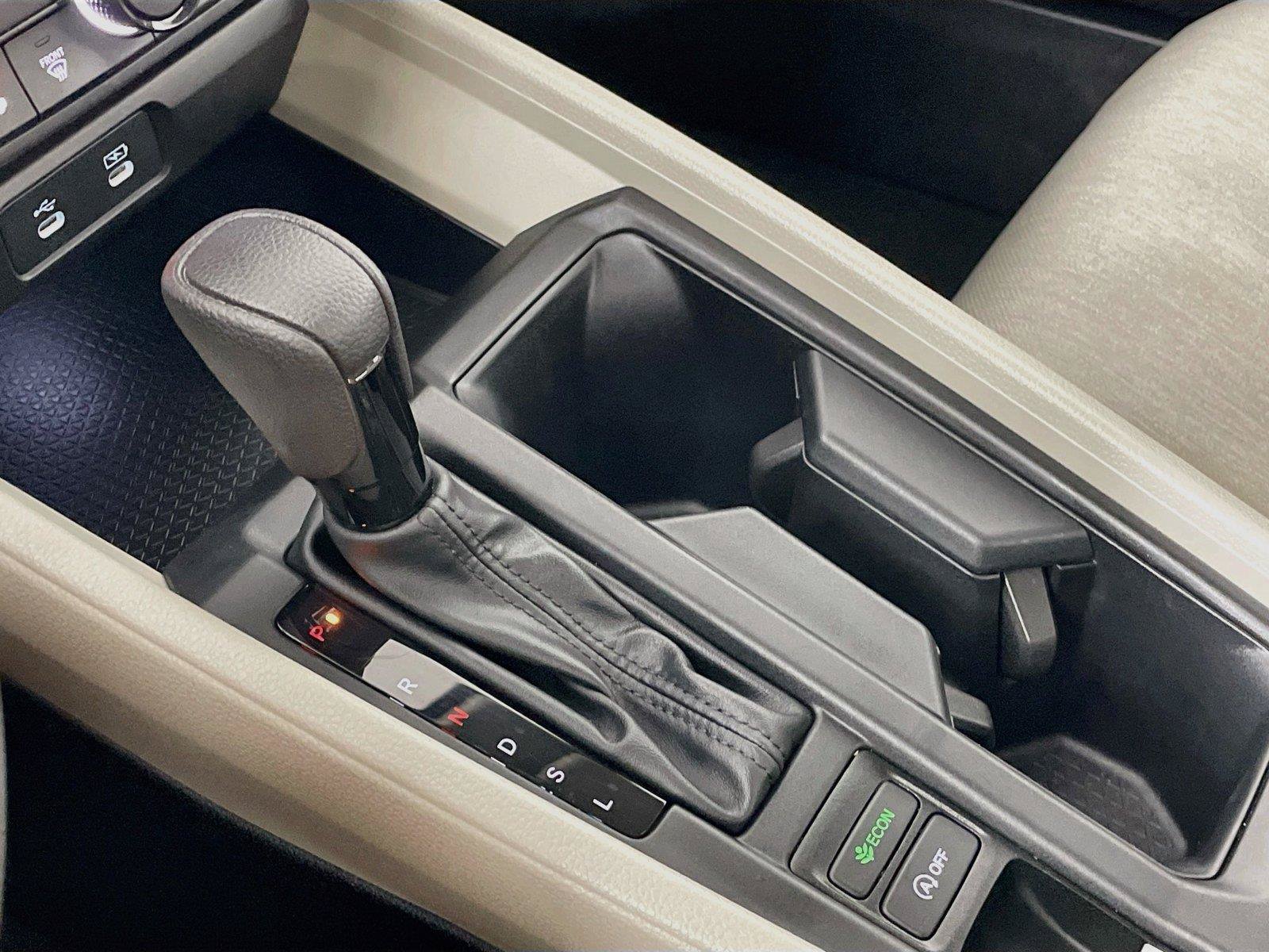 Certified 2025 Honda Accord LX image 20