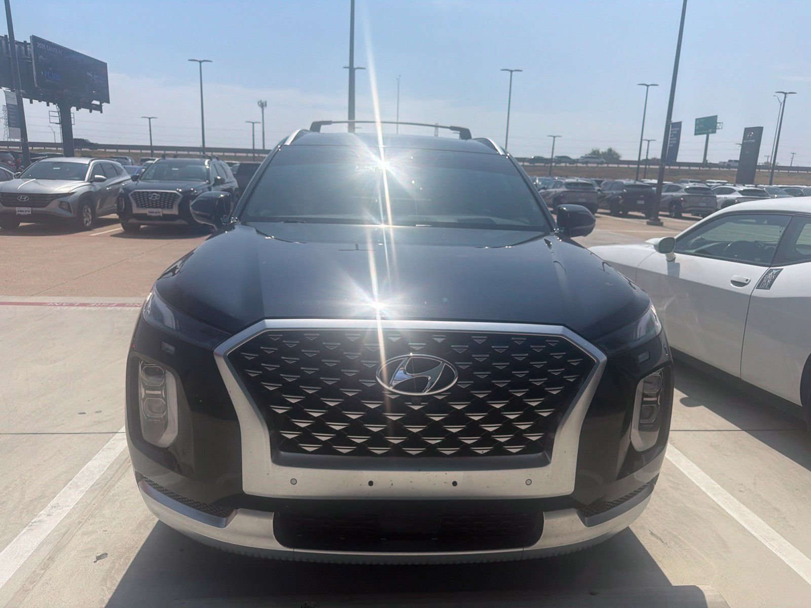 Used 2021 Hyundai Palisade Calligraphy AWD/4WD image 2