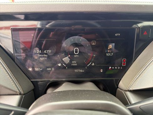 Used 2025 GMC Yukon XL AT4 w/ AT4 Premium Package image 10