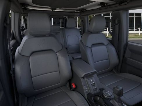 New 2026 Ford Bronco Badlands AWD/4WD image 10
