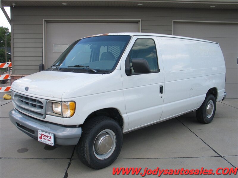 Used 2000 Ford E-250 and Econoline 250 RWD image 16